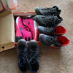Nike’s all size 14 except the black and red size13